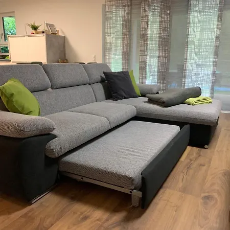 Firmen & Ferienwohnung Brecht 1 Waibstadt Экстерьер фото